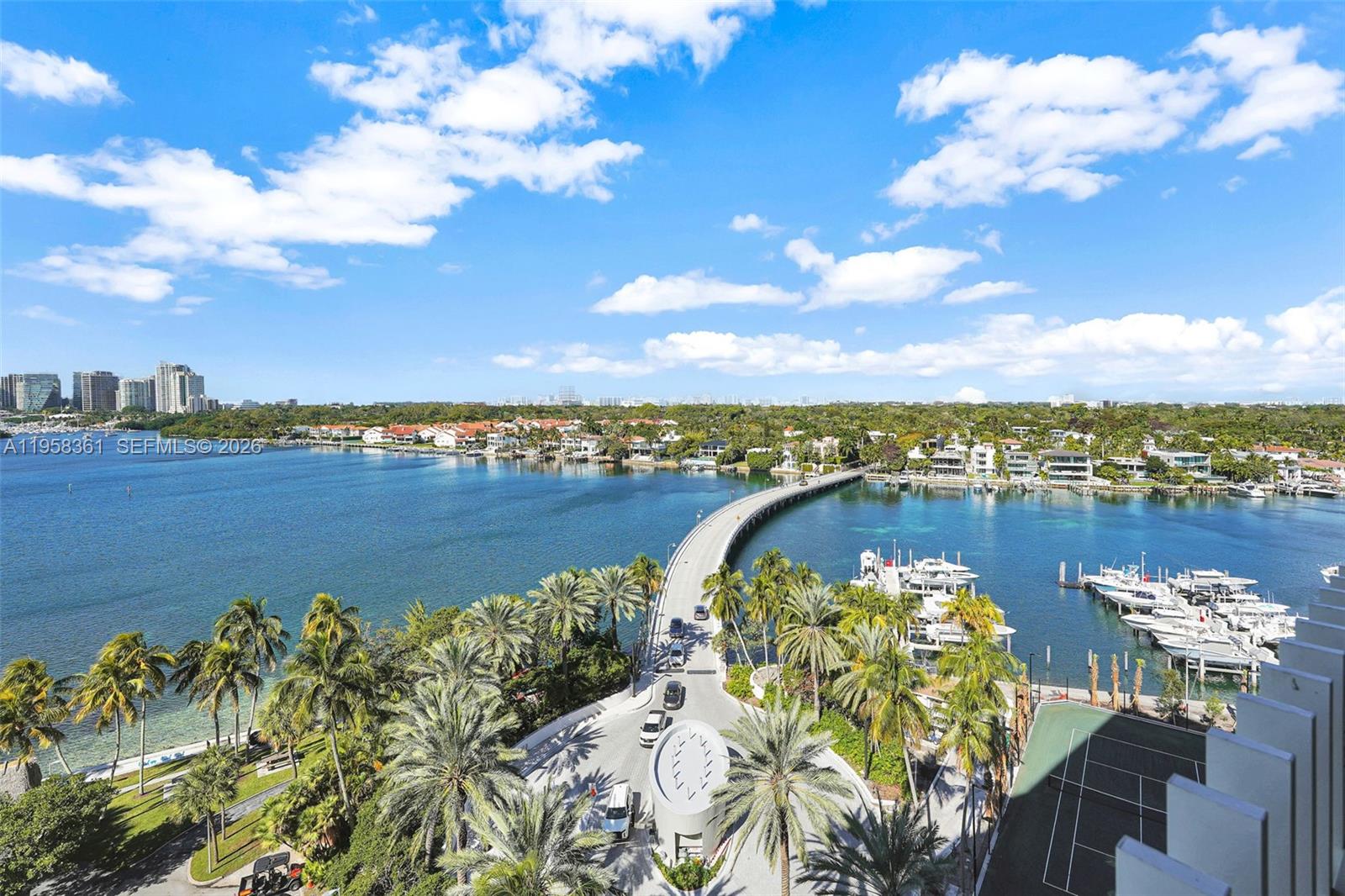 1 Grove Isle Dr # A1110