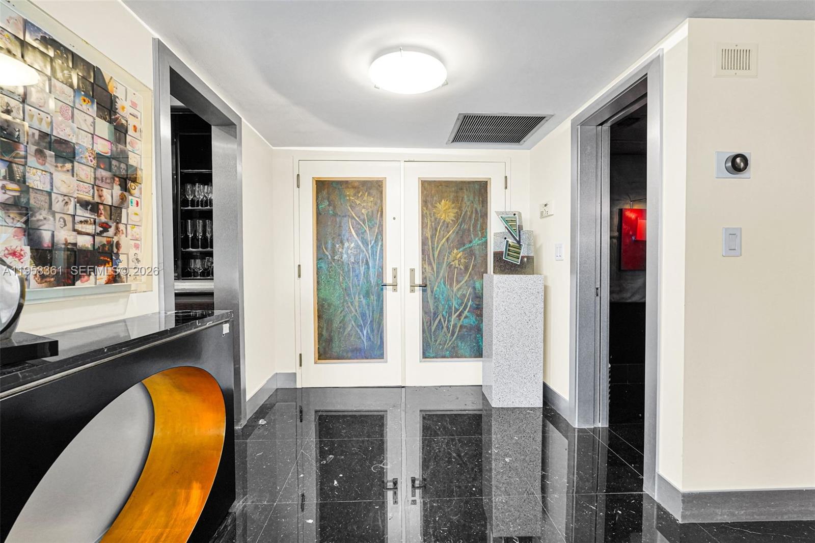 1 Grove Isle Dr # A1110