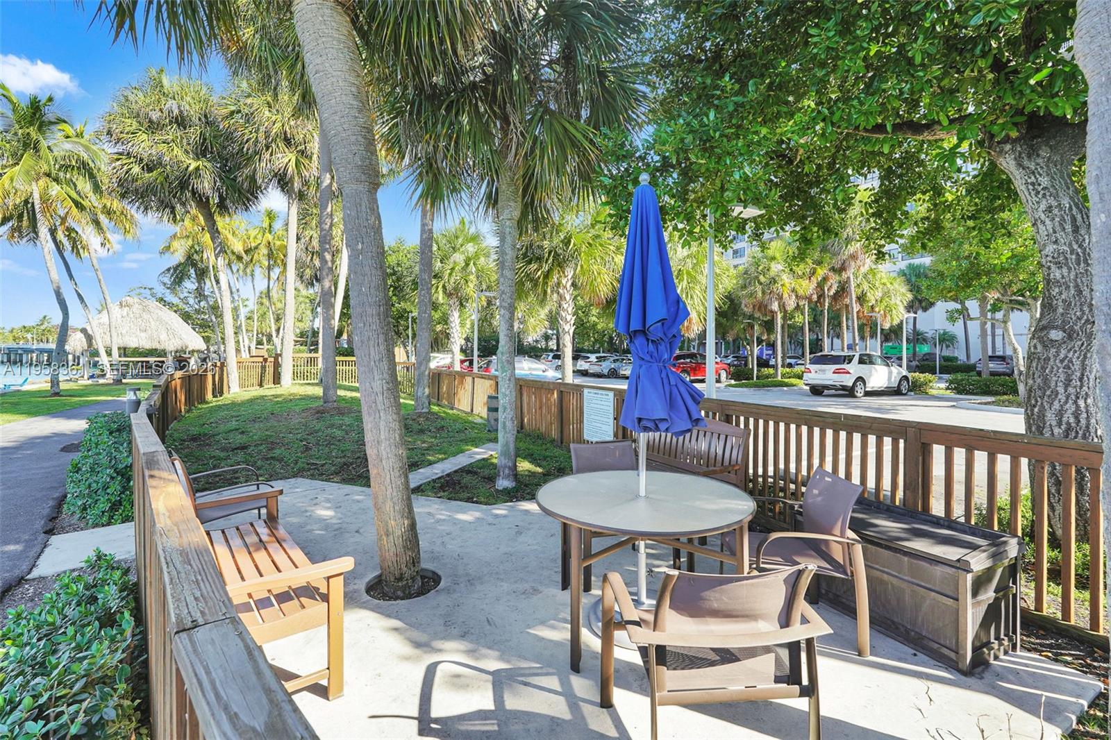 1 Grove Isle Dr # A1110