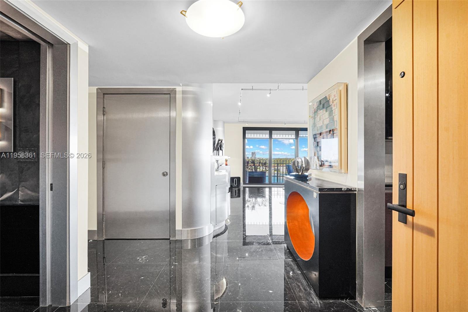 1 Grove Isle Dr # A1110