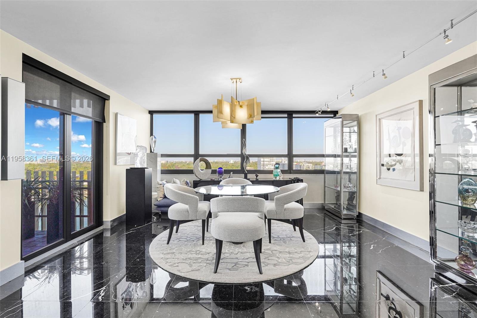 1 Grove Isle Dr # A1110