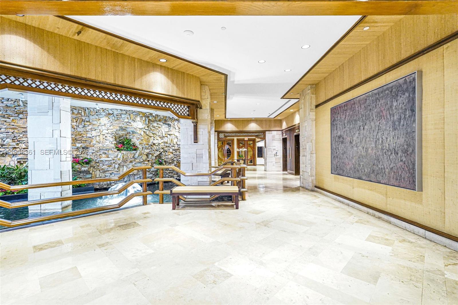 1 Grove Isle Dr # A1110