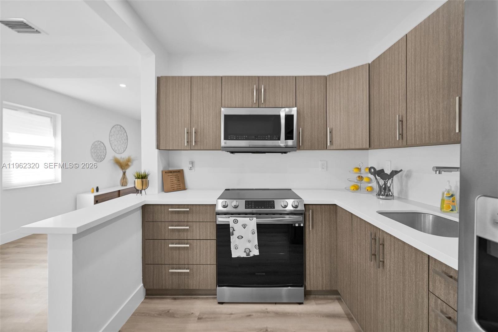 6540 SW 4th St # 6540