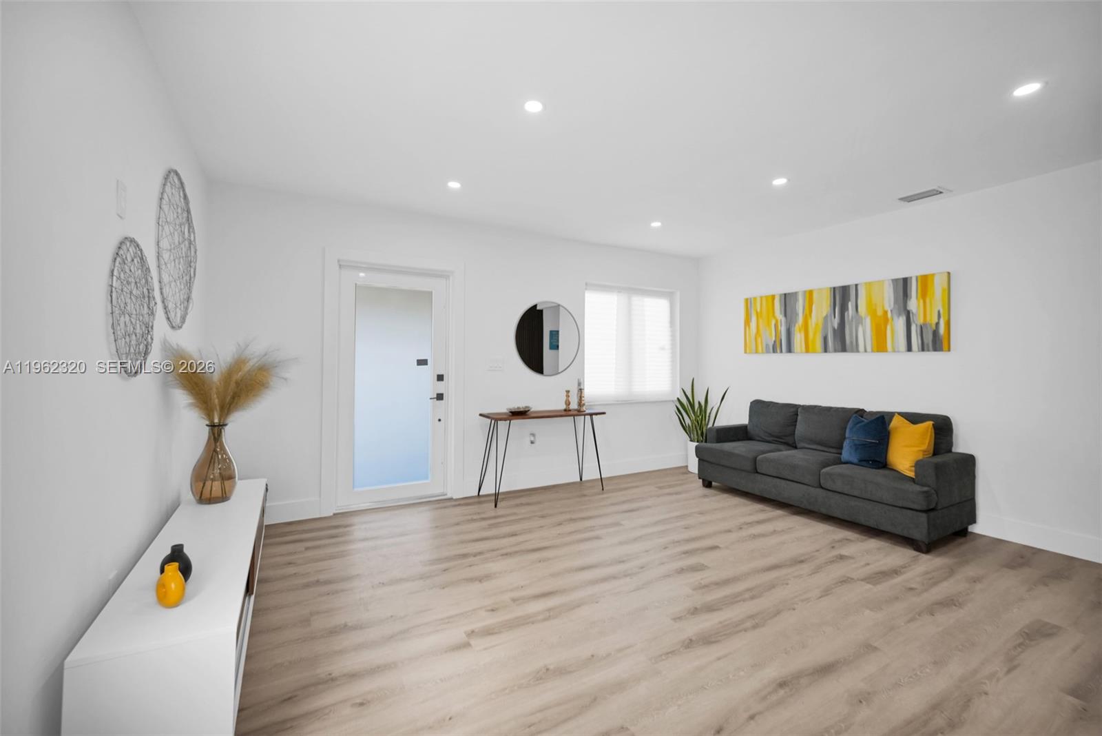 6540 SW 4th St # 6540