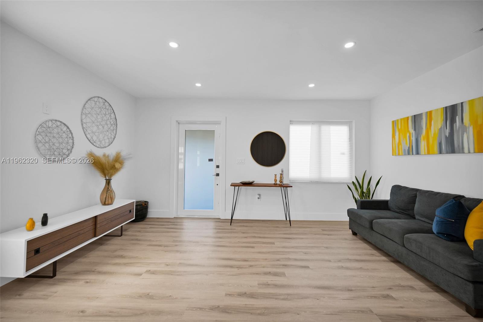 6540 SW 4th St # 6540