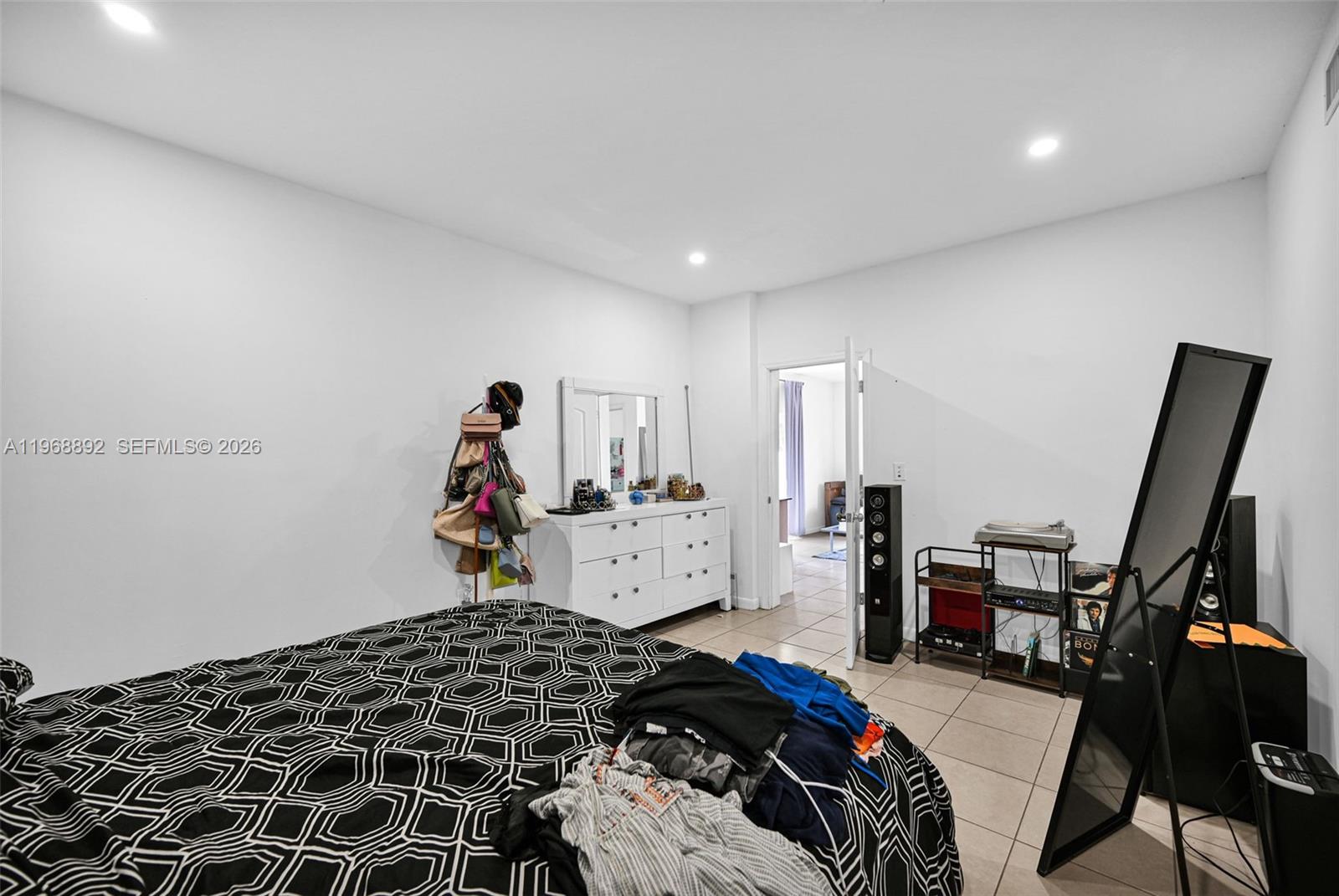 630 Tamiami Canal Rd