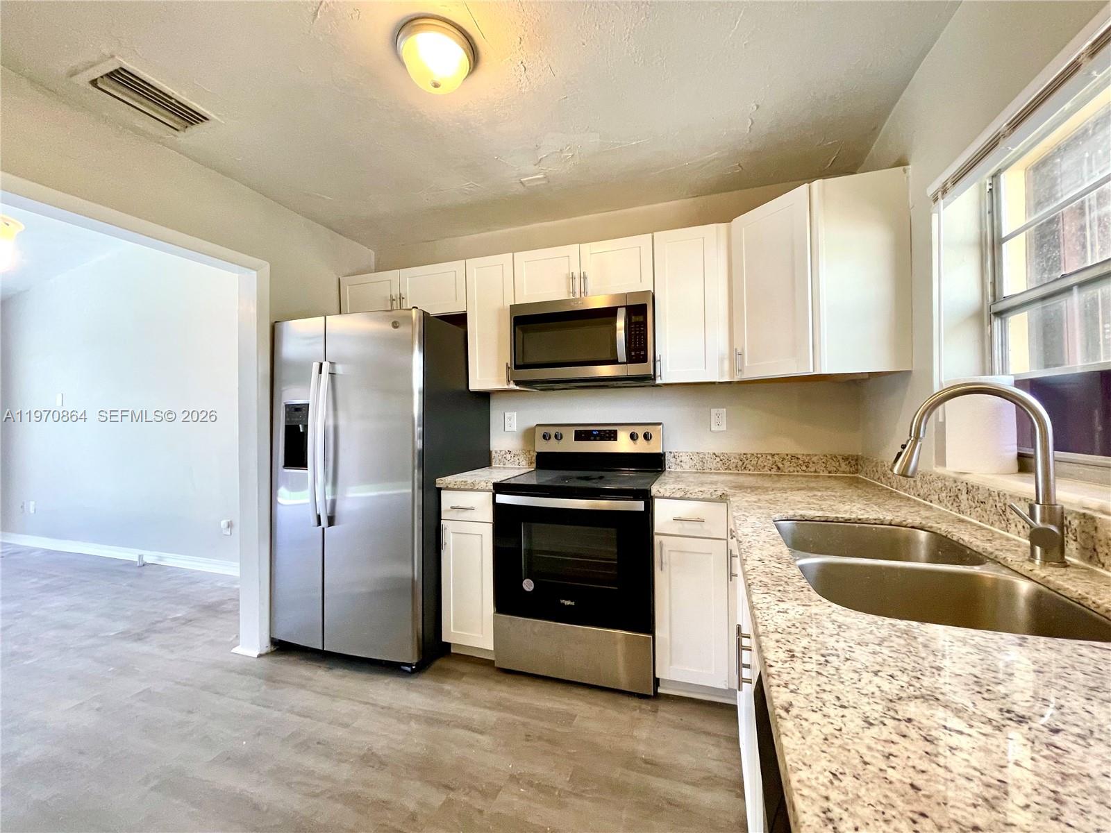 11315 SW 123rd Ave # 11315