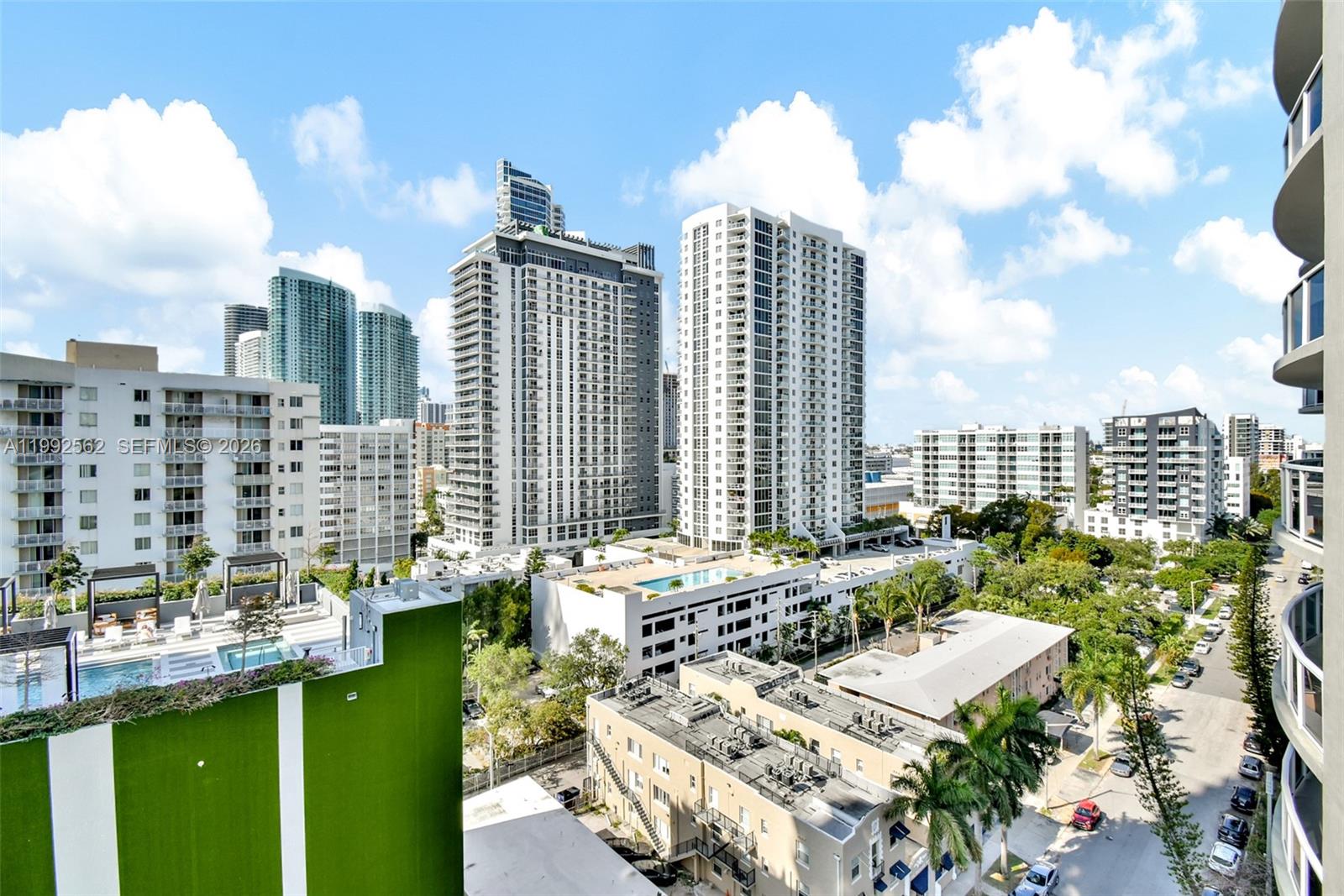 601 NE 23rd St # 1403