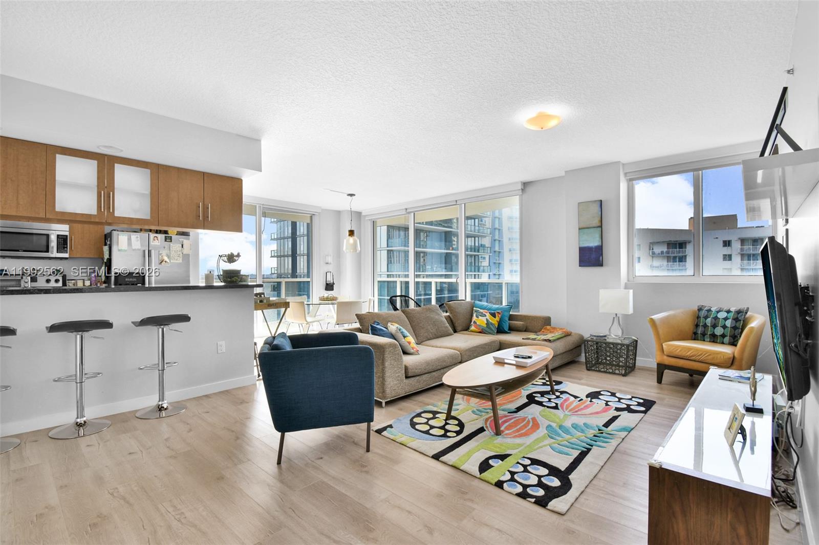 601 NE 23rd St # 1403