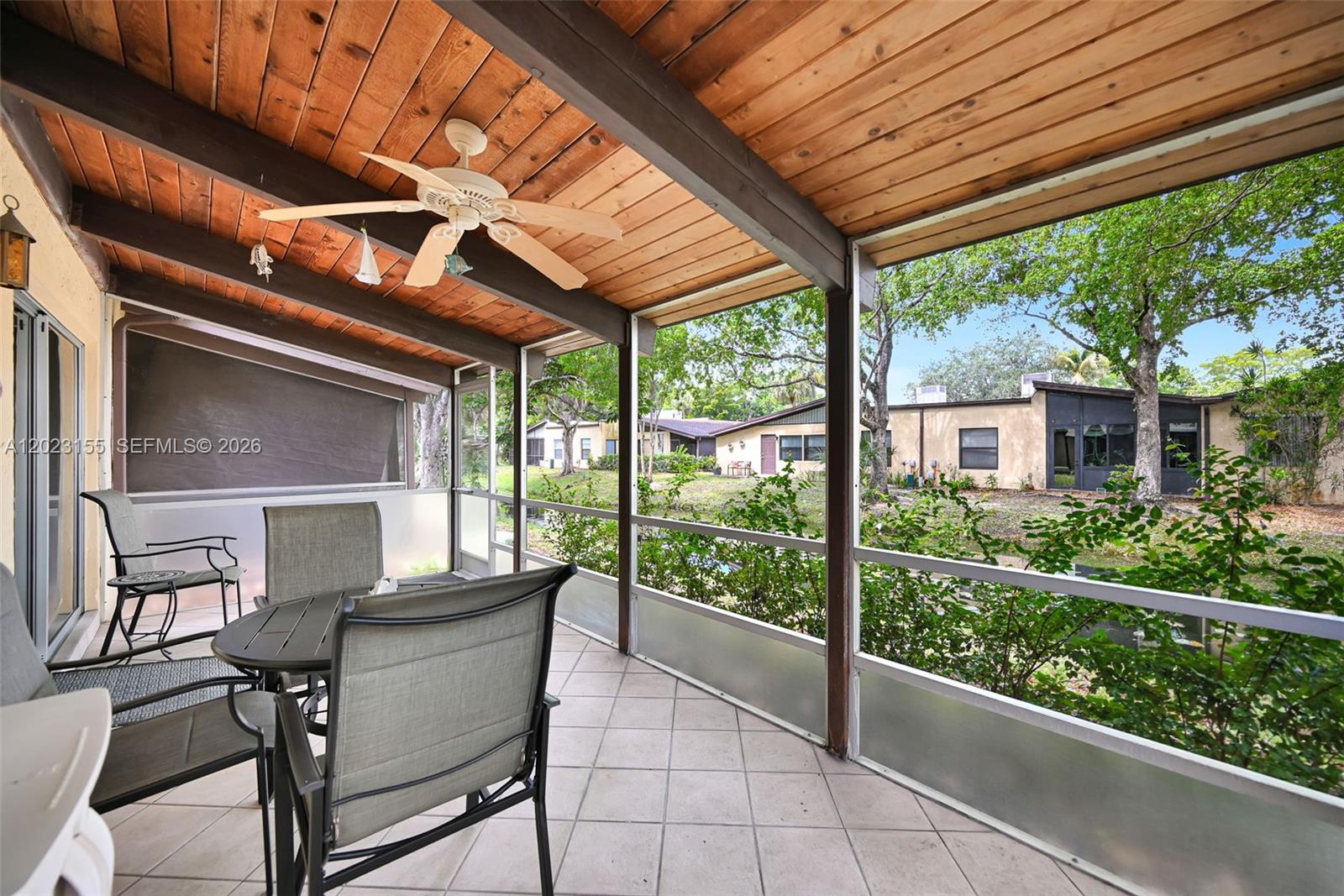 330 Briarwood Cir # 19 Unit: 3-19