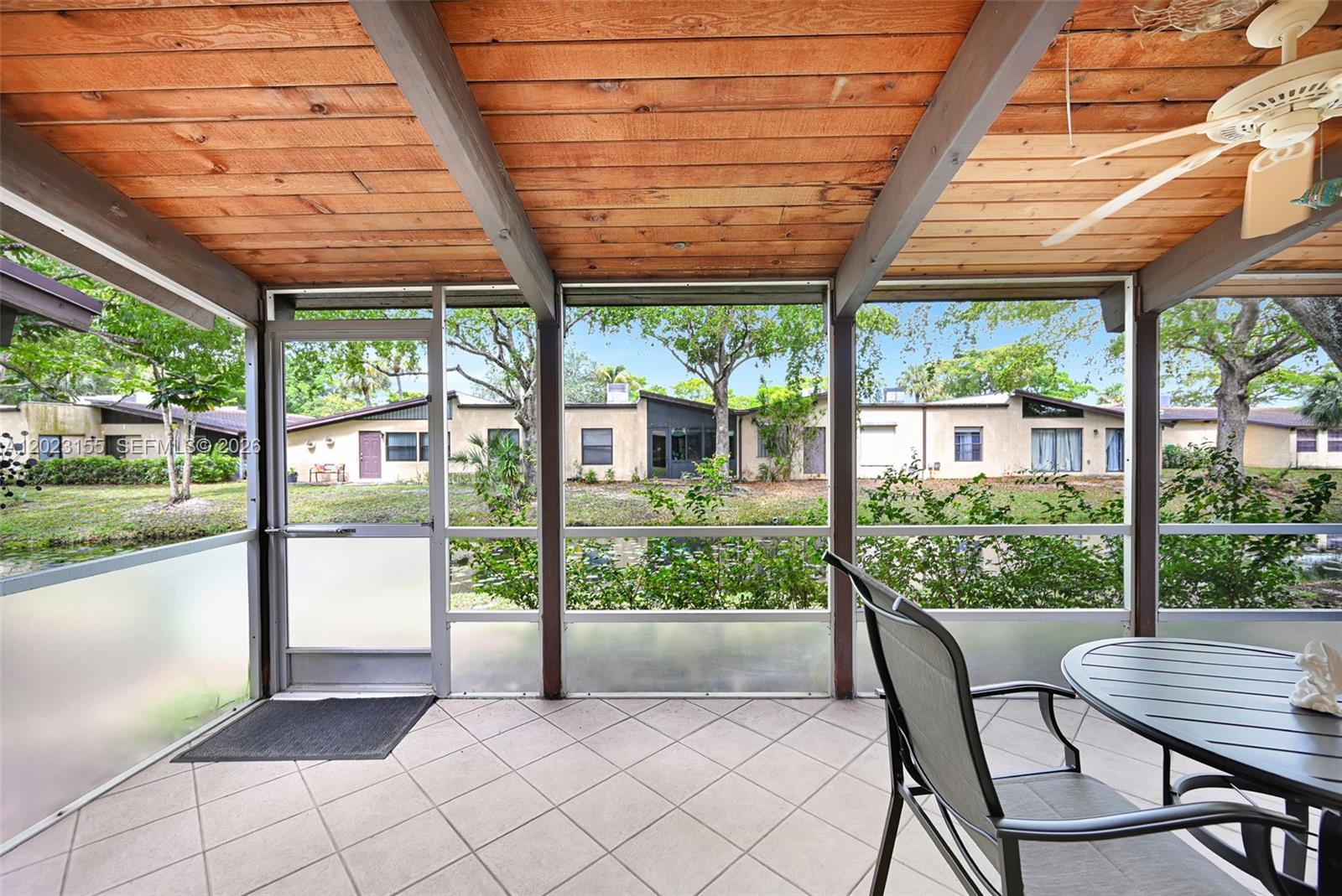 330 Briarwood Cir # 19 Unit: 3-19