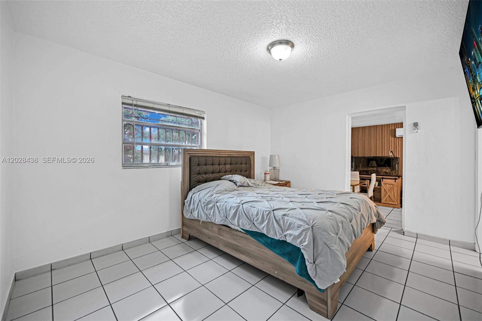 1421 SW 92nd Ave