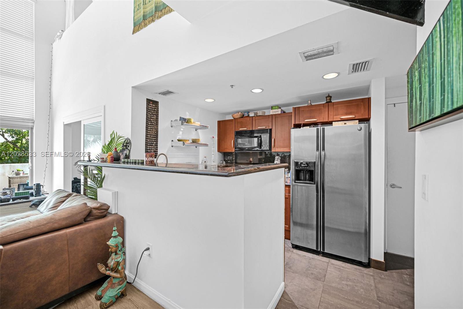 7728 Collins Ave # 5