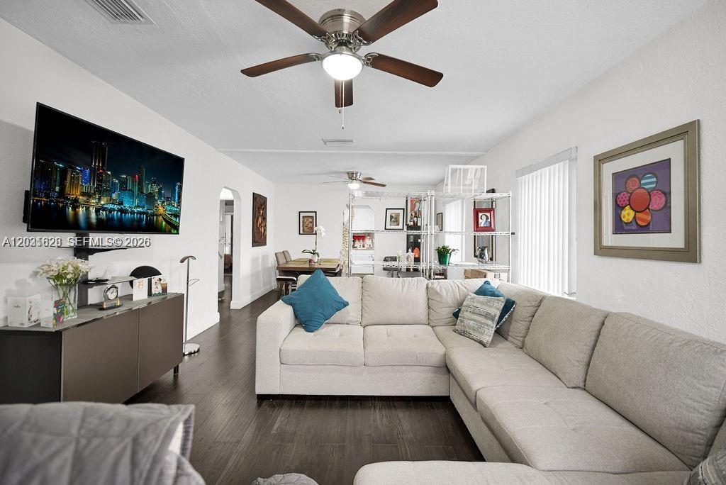 600 NW 34th Ave