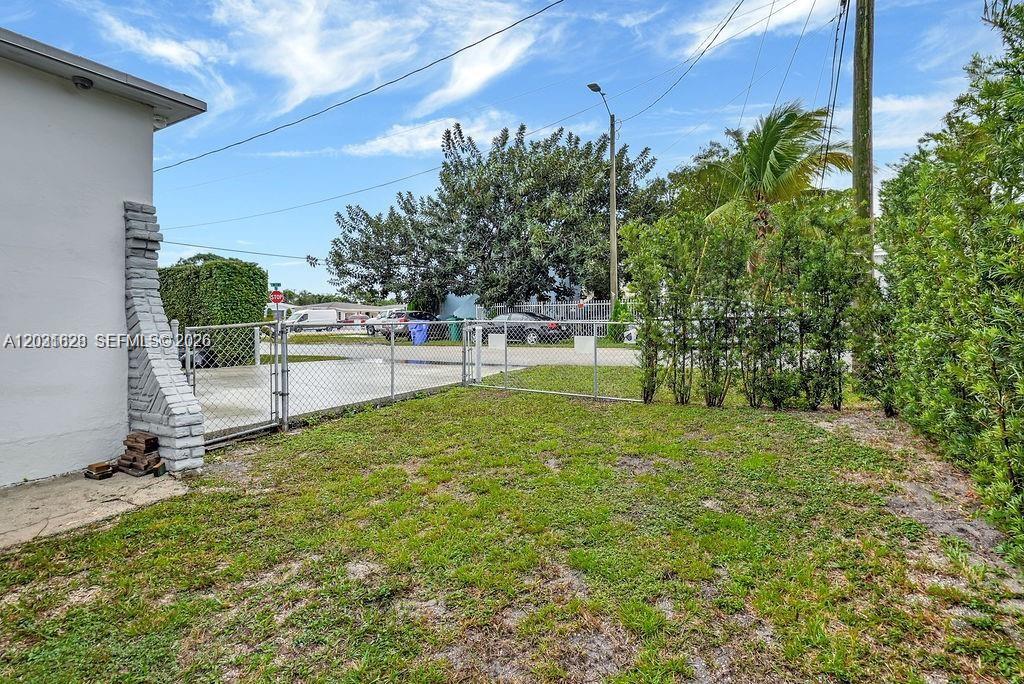 600 NW 34th Ave