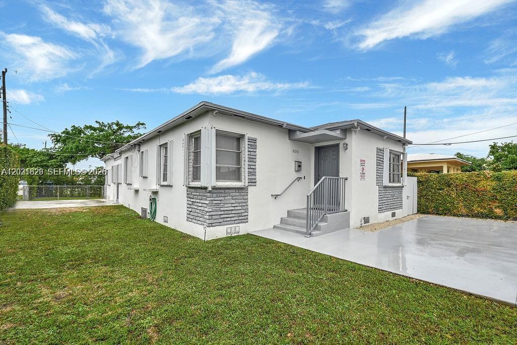 600 NW 34th Ave