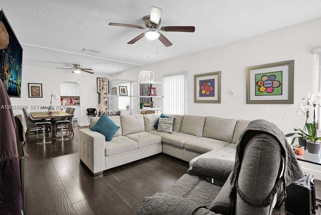 600 NW 34th Ave