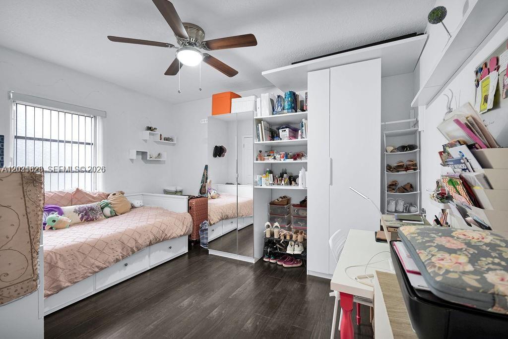 600 NW 34th Ave