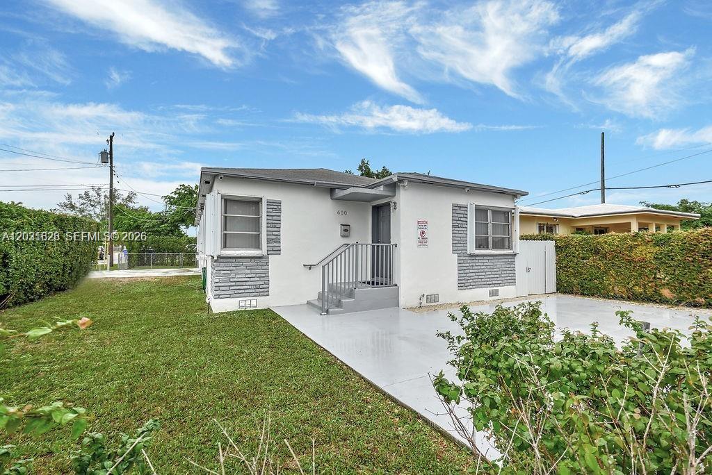 600 NW 34th Ave