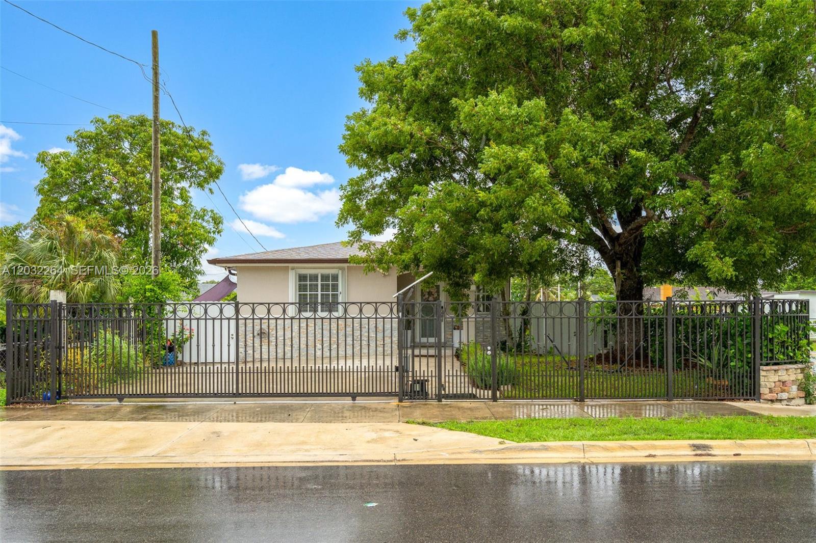 1430 NW 5th Ave