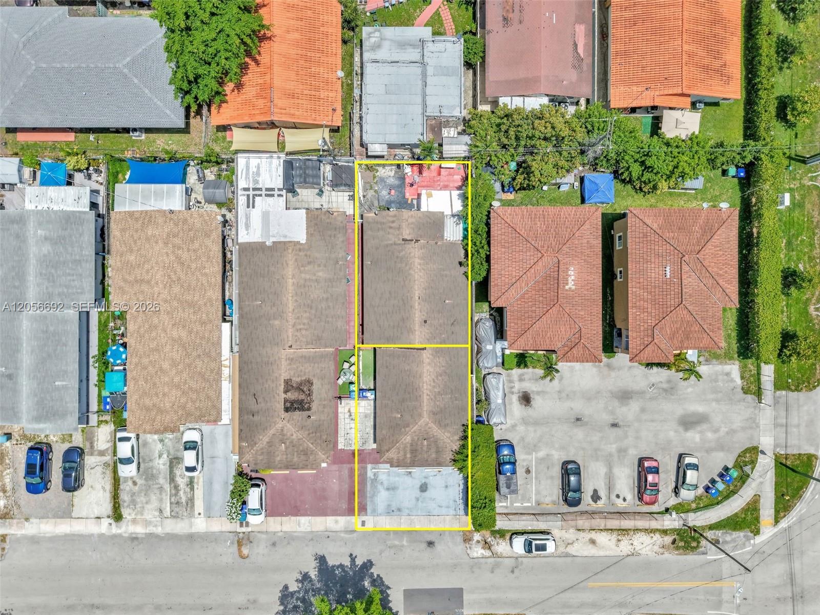 3231 SW 25th St