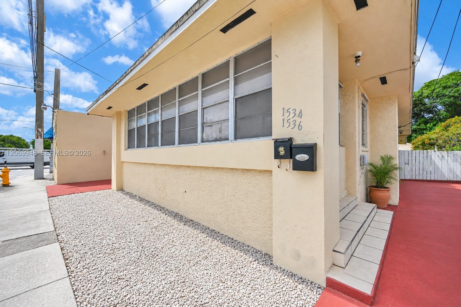 1536 SW 22nd Ave