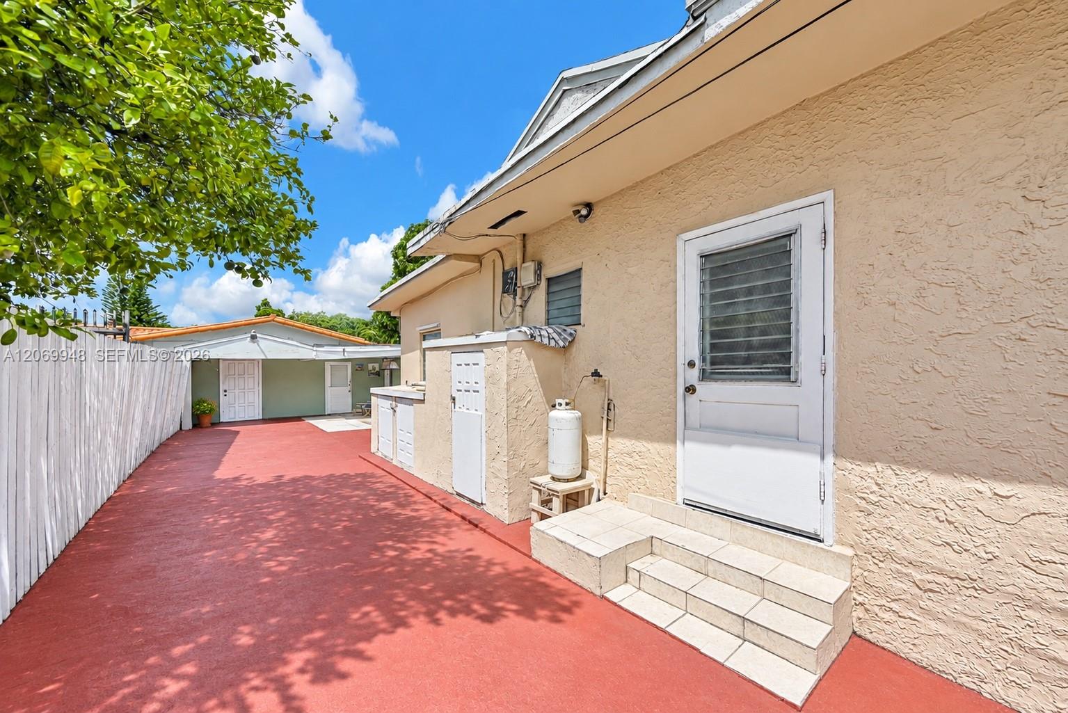 1536 SW 22nd Ave
