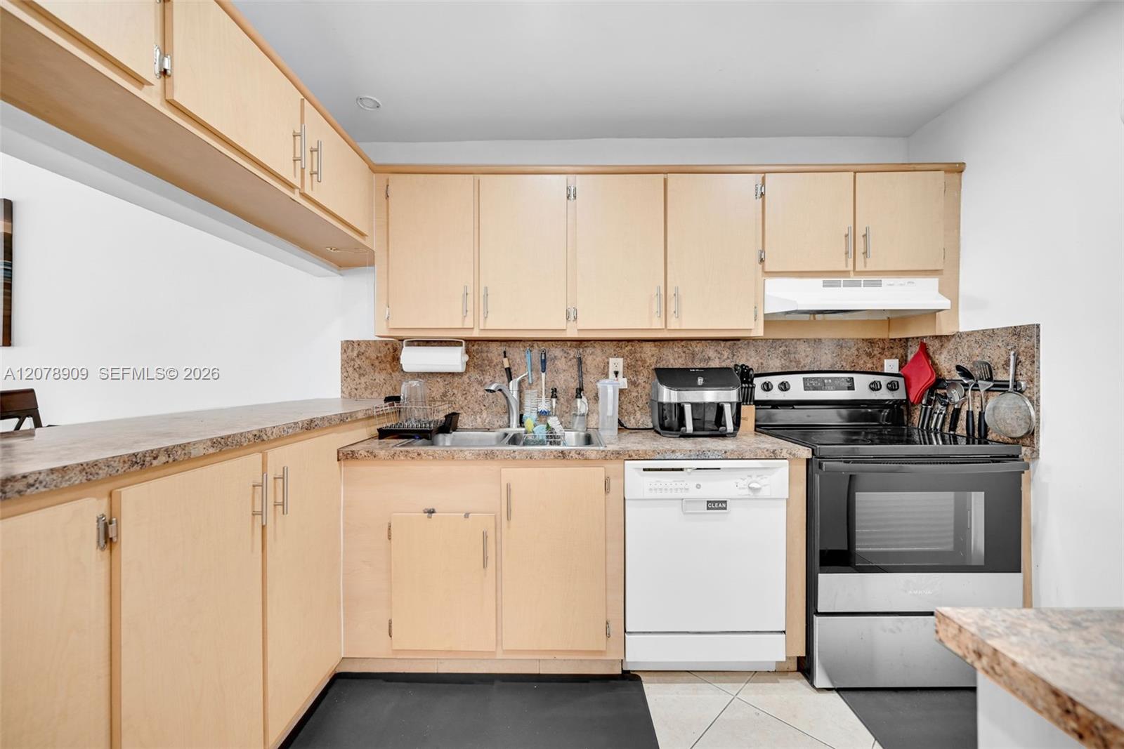 7610 Stirling Rd # 206F