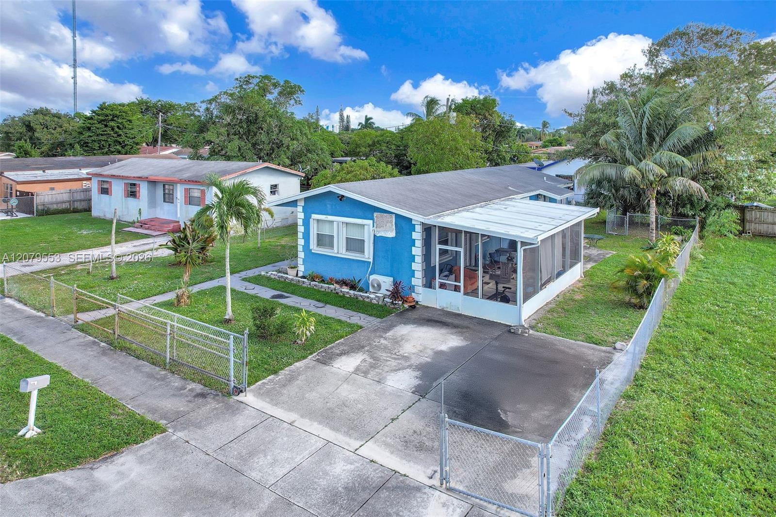 2760 NW 23rd St