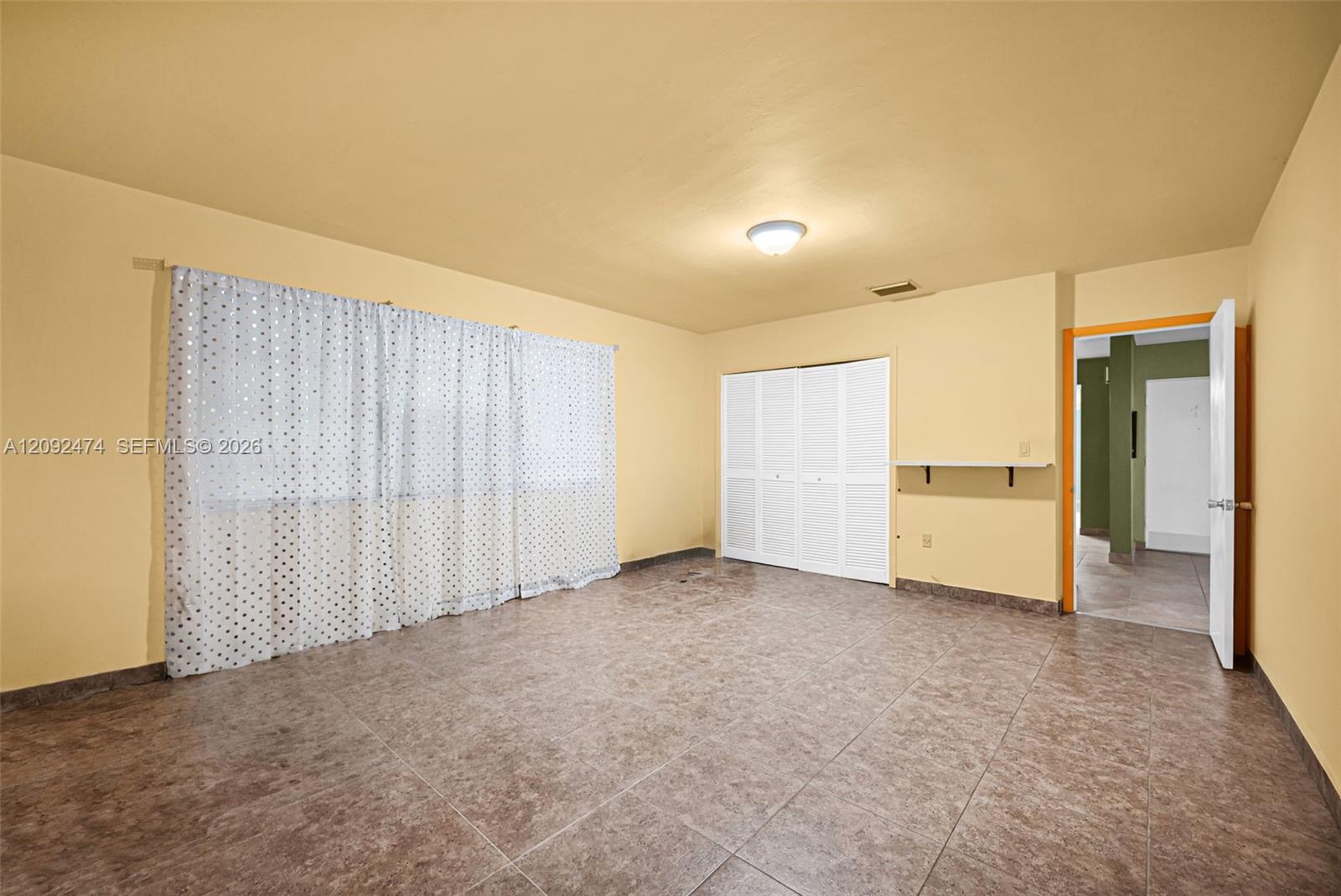 182 NW 16th St