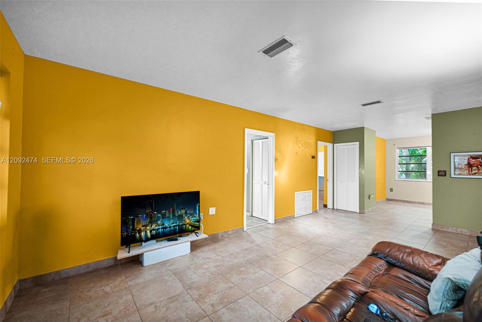 182 NW 16th St