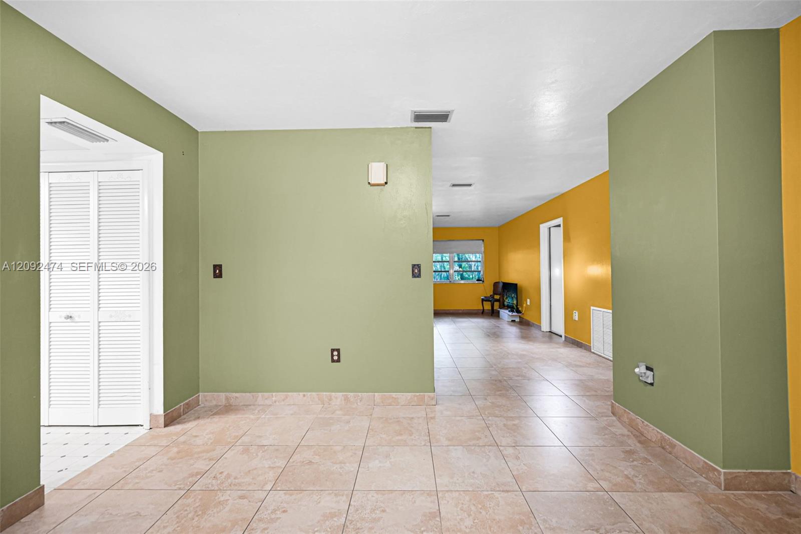 182 NW 16th St