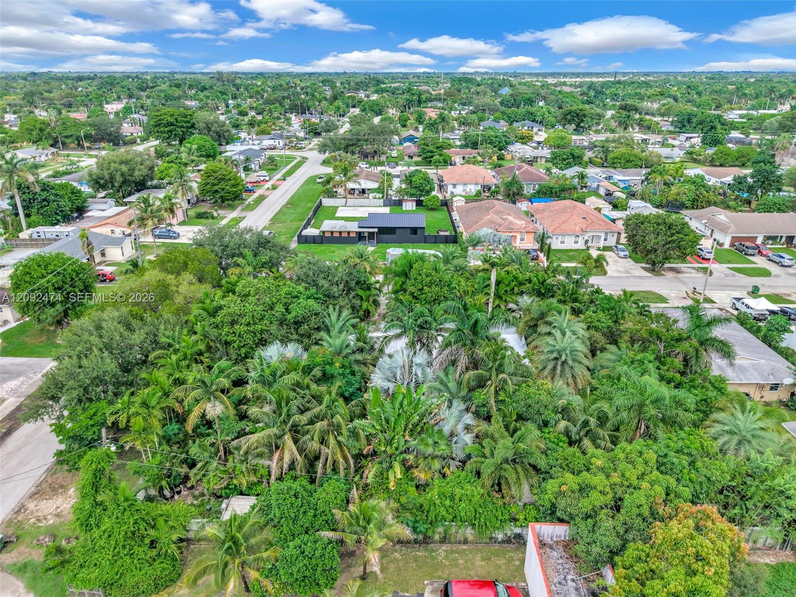 182 NW 16th St