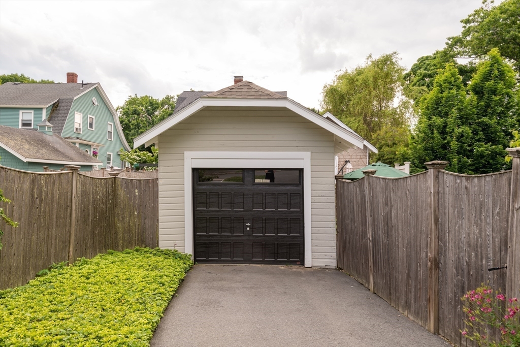 102 Aspen Rd.