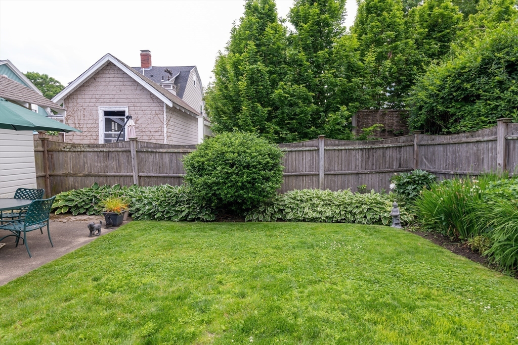 102 Aspen Rd.
