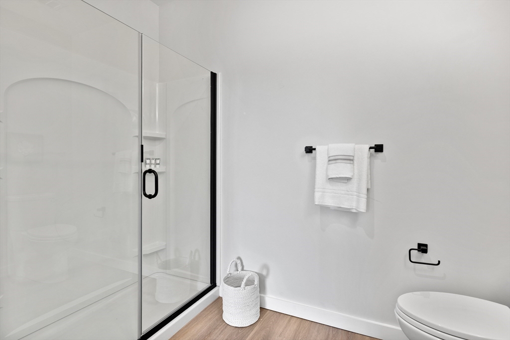 10 Somerset Ave # 406