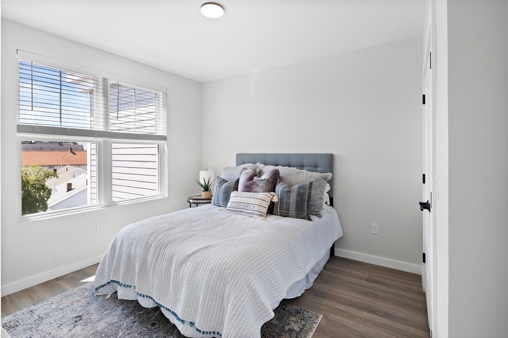 10 Somerset Ave # 406
