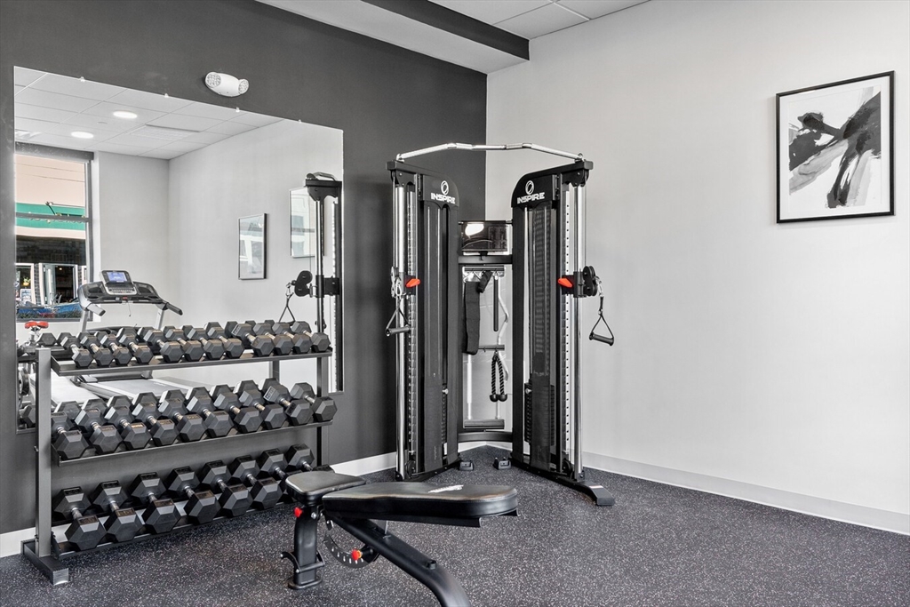 10 Somerset Ave # 406