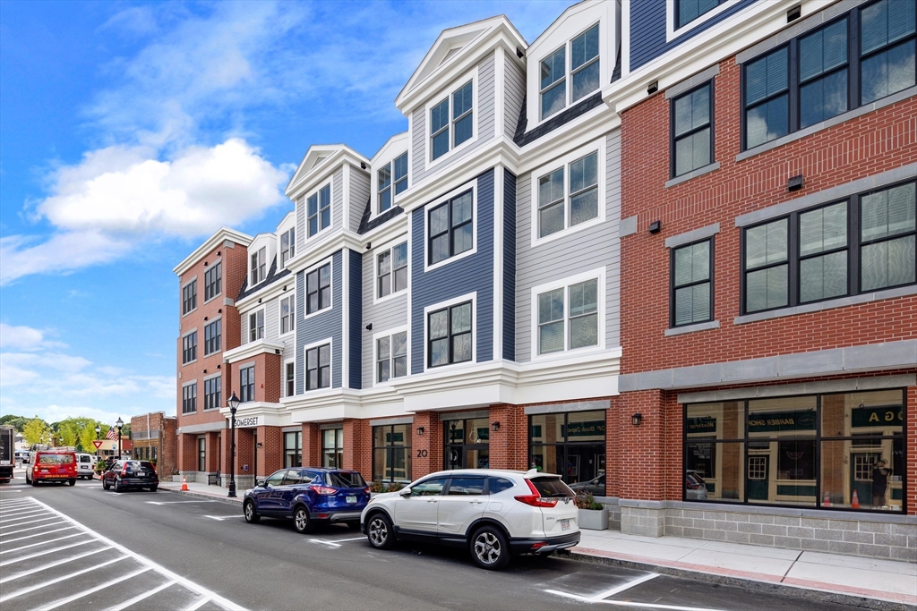 10 Somerset Ave # 404