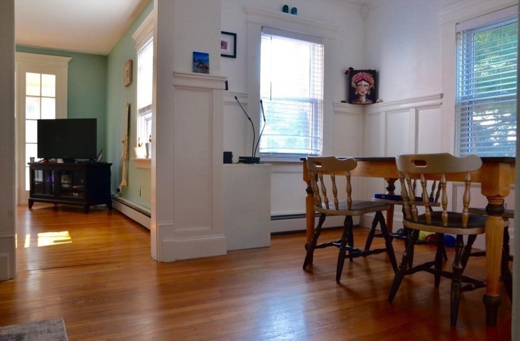 14 Essex Street # 1