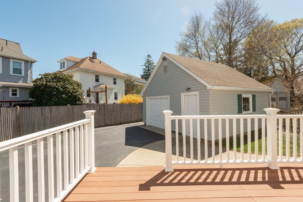 18 Orchard Cir