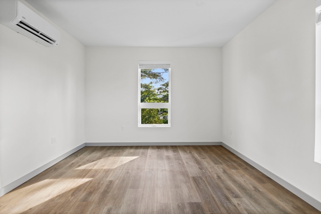203 Lowell Street # 201