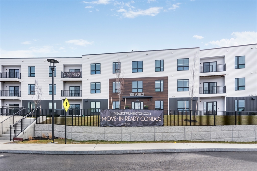 203 Lowel St. # 102