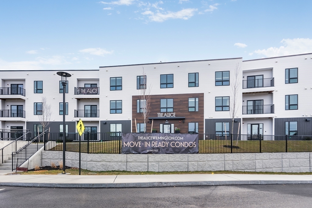 203 Lowel St. # 102