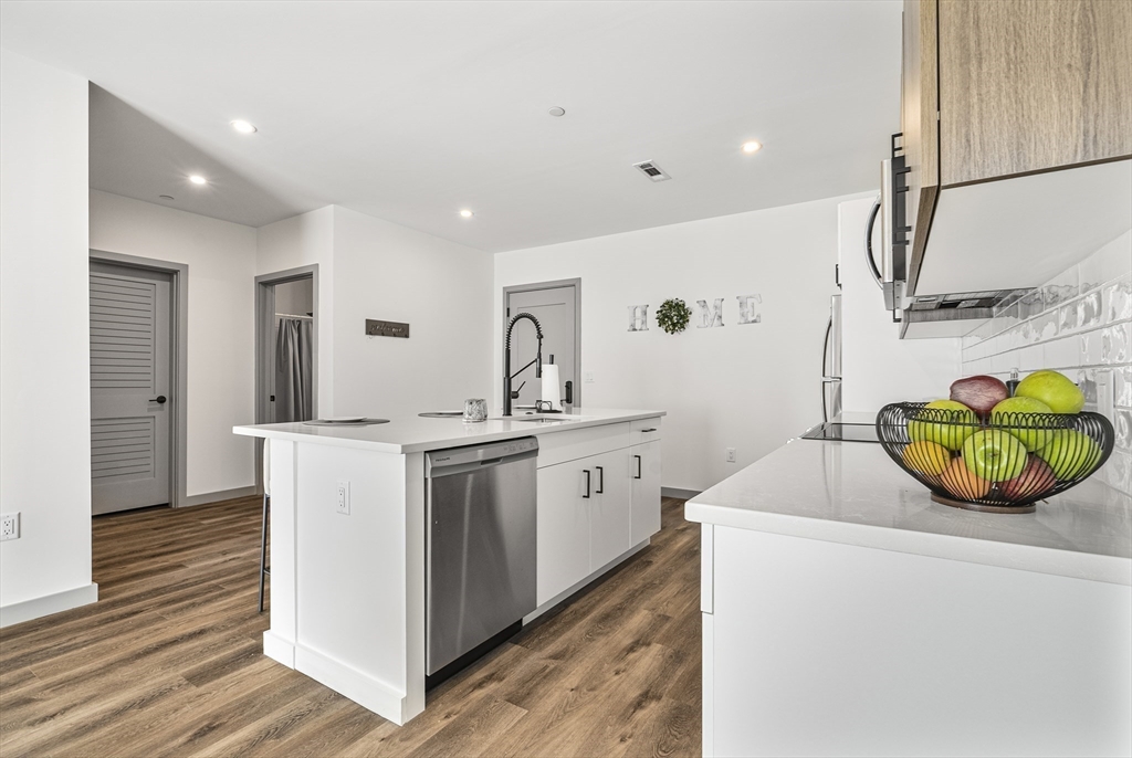 203 Lowell St. # 115