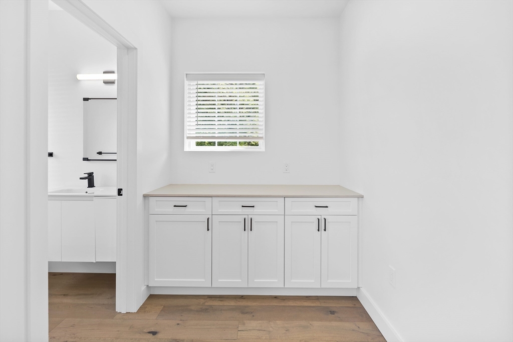 635 Main Street Unit: TH6