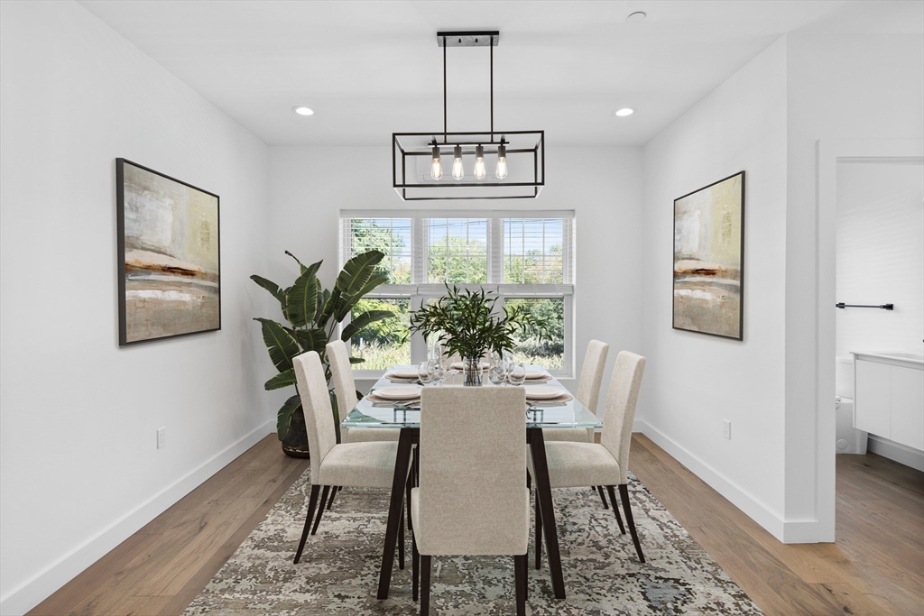 635 Main Street Unit: TH6