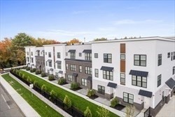 635 Main St. Unit: TH5