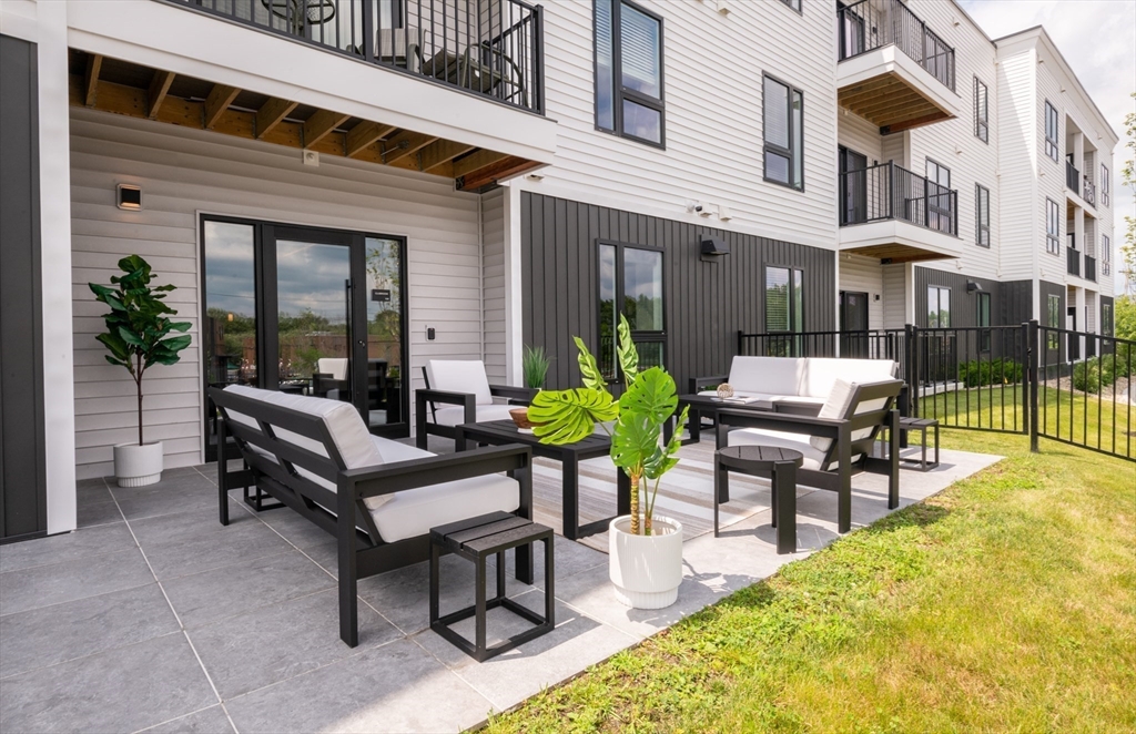 203 Lowell St. # 318