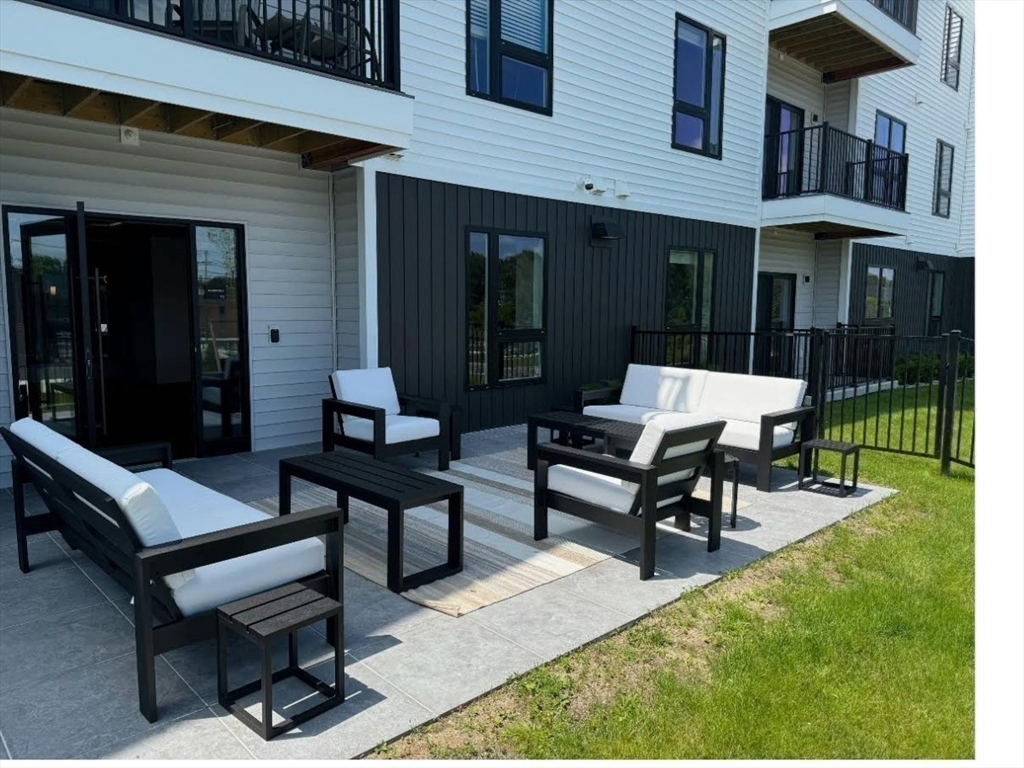 203 Lowell St. # 204